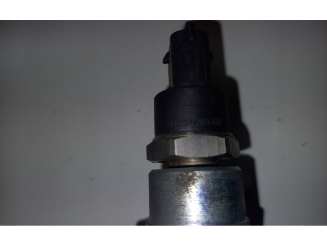 Vstřikovací lišta 0445214062 Nissan X-Trail T31