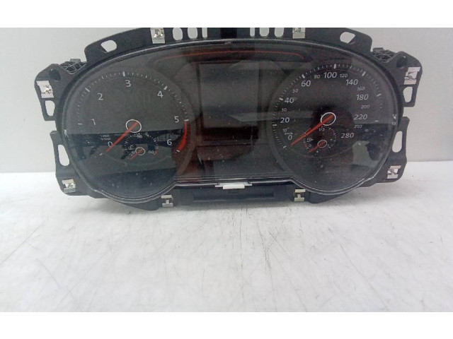 Панель приборов 5G1920757B   Volkswagen Golf VII       