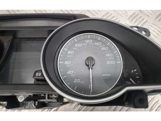 Přístrojová deska Audi S5 2011 8T0920983D