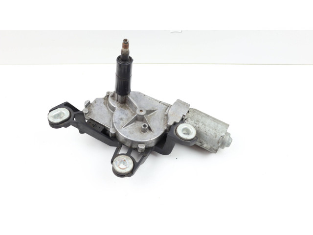 Моторчик заднего дворника 6Q6955711C, 0390201596    Volkswagen Polo IV 9N3