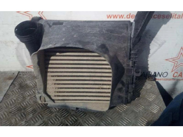 Интеркулер 7P0145804A Porsche Cayenne (92A)