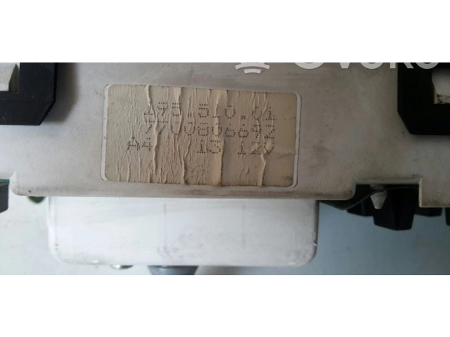 Спидометр (приборный щиток) 7700806692   Renault Clio II   