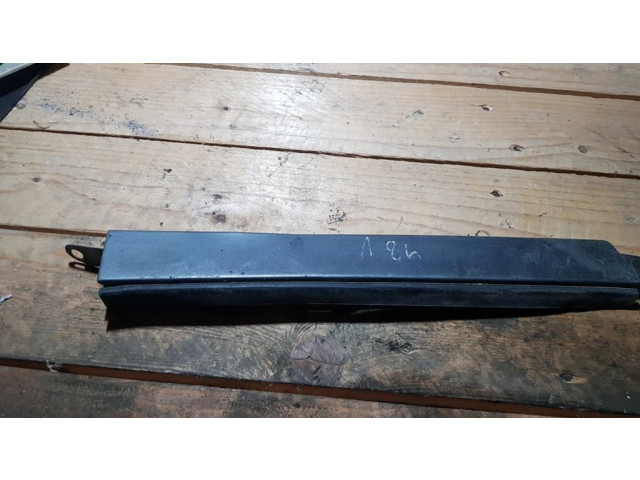 Отделка переднего фонаря