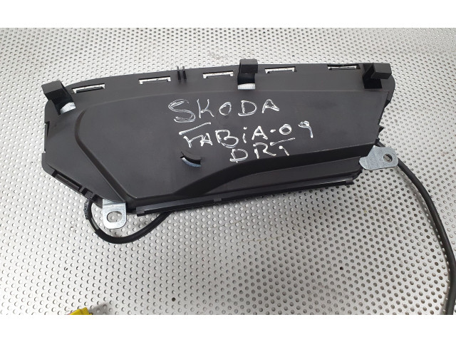 Подушка безопасности в сиденье 6Q0880242B Skoda Fabia Mk2 (5J)