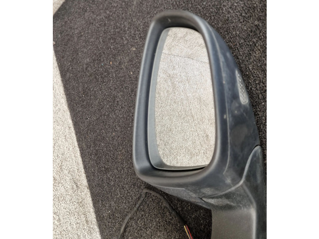 Zpětné zrcátko Volkswagen PASSAT B7 2011