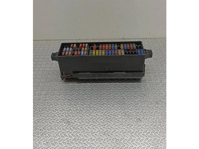 Блок предохранителей 63598004   Skoda Fabia Mk2 (5J)    