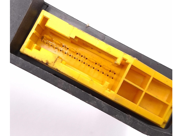 Блок подушек безопасности 8200946126, 28403294003 Dacia Logan I