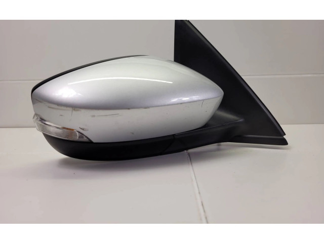 Зеркало электрическое Skoda Fabia Mk3 (NJ) 2015 - 2021 года