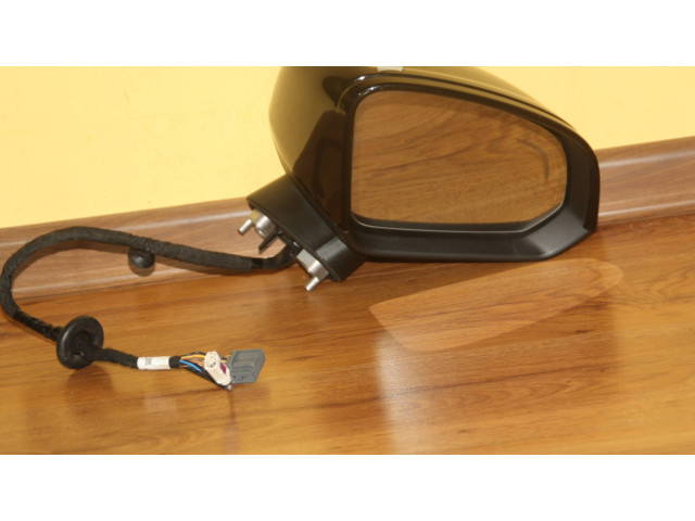 Зеркало электрическое Volvo XC40 - года