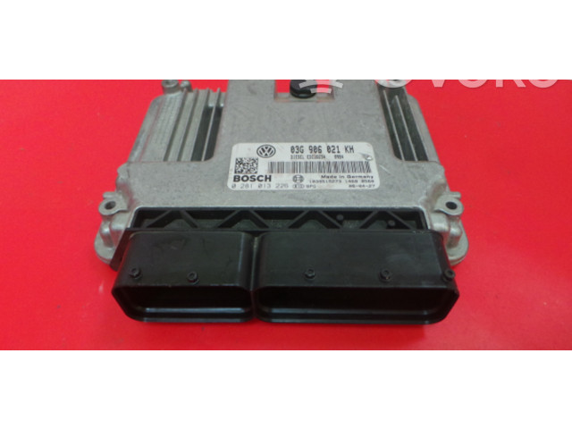 Блок управления двигателя 03G, 021   Volkswagen Jetta III