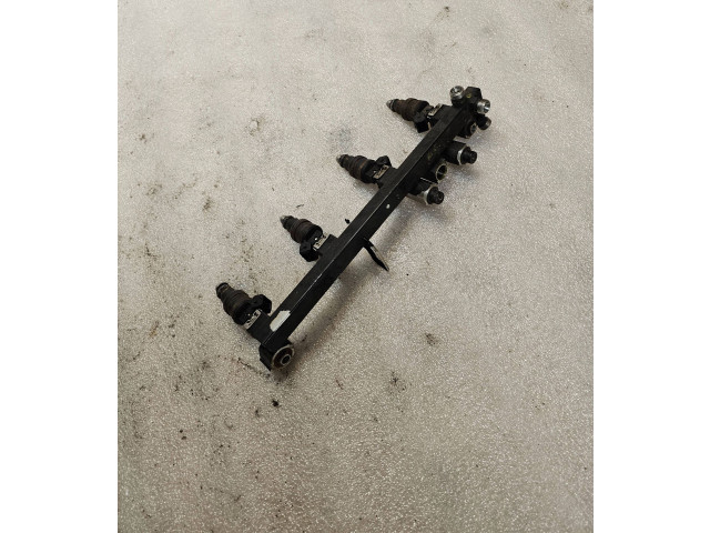 Vstřikovač    Audi V8     