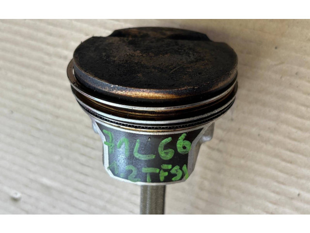  Поршень CYV CJZ 71L66  Audi A3 S3 8V  