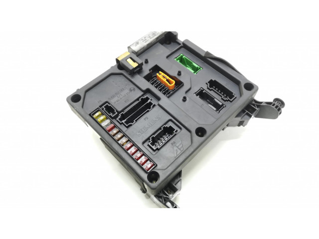 Блок предохранителей 7M0962258J, 97VW14B205 Ford Galaxy