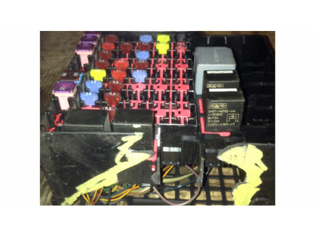 Блок предохранителей Ford Fiesta