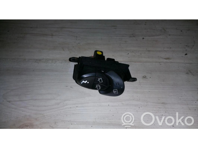 Включатель обогрева стекла с помощью электричества