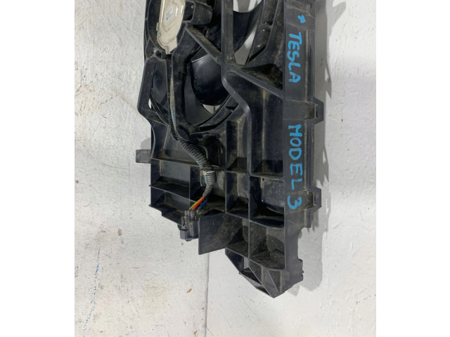 Вентилятор радиатора Tesla Model 3