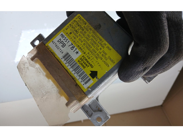 Блок подушек безопасности MR551781, W2T60272A Mitsubishi Pajero