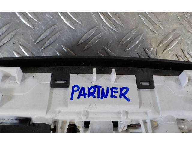 Блок управления климат-контролем A42103500, 96637   Peugeot Partner