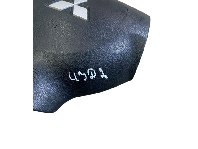 Подушка безопасности водителя 611044600E Mitsubishi L200