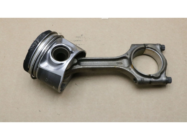 Поршень с шатуном D 5244 T12 174, 174 Volvo V70