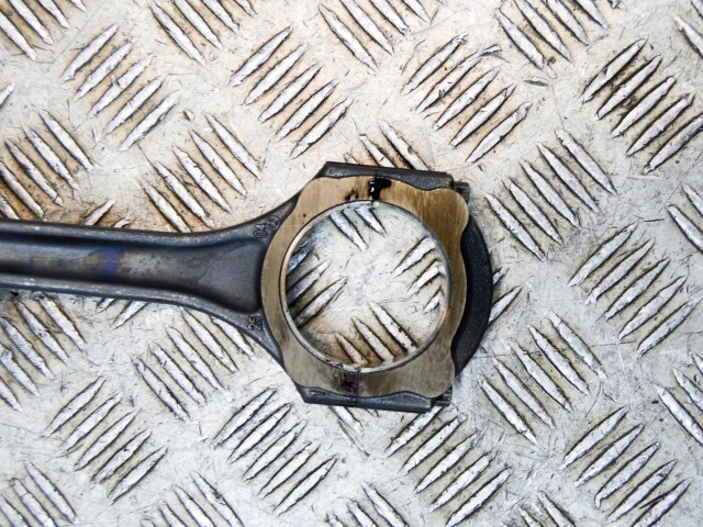 Píst A6540302900, A6540307000 Mercedes-Benz E W238 pro naftový motor 2.0 OM 654.920