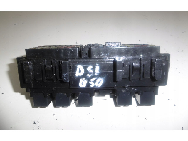 Блок предохранителей Infiniti Q50