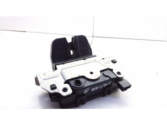 Замок задней крышки