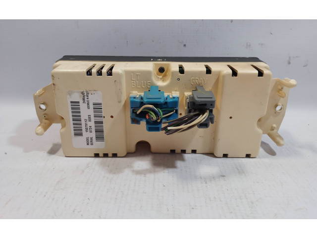 Блок управления климат-контролем 15079112, 0724   Chevrolet TrailBlazer