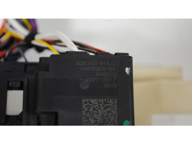 Блок предохранителей  5Q0937615C   Audi A3 S3 8V    