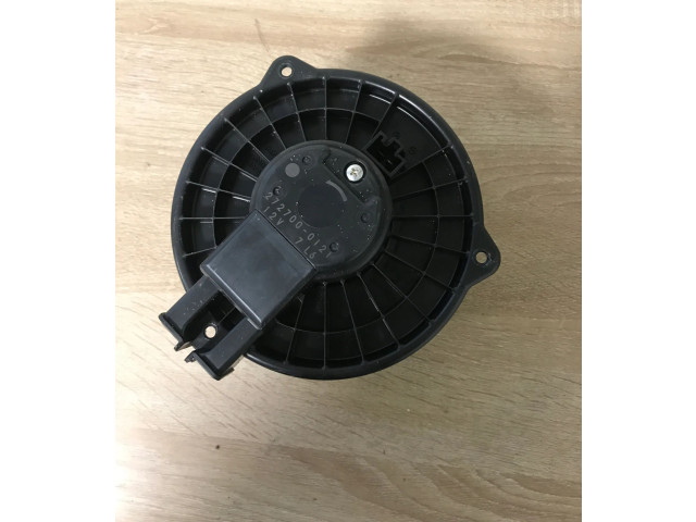 Вентилятор печки 2727000121 Daihatsu Sirion
