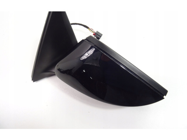 Зеркало электрическое Skoda Scala - года