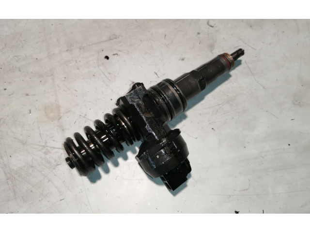 Vstřikovač 038130073BR Volkswagen Caddy bst