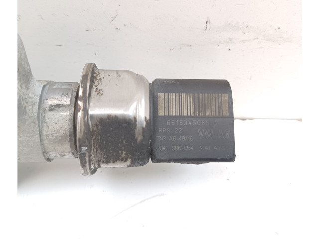 Vstřikovací lišta 04L130764C, 04L906054 Volkswagen Caddy DFSD