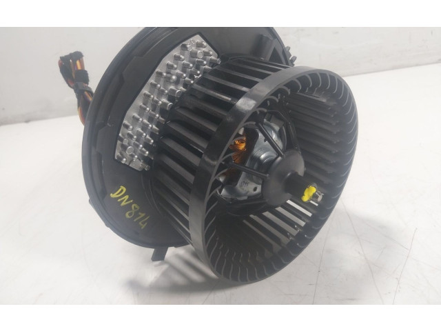 Вентилятор печки    5WB819021, 5WB819021A   Volkswagen Golf SportWagen