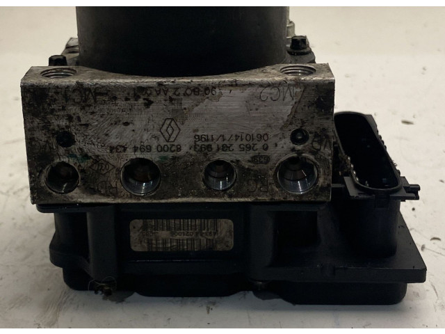 Блок АБС    Dacia  Logan I  2004 - 2012 года
