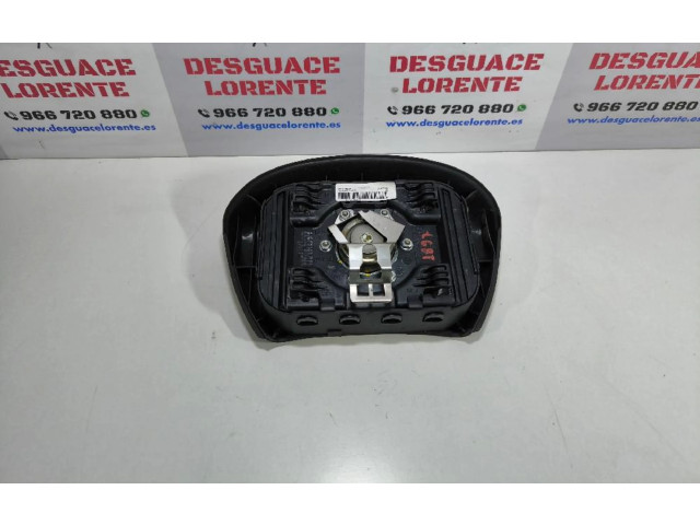 Подушка безопасности водителя 8200136331   Renault Trafic II (X83)