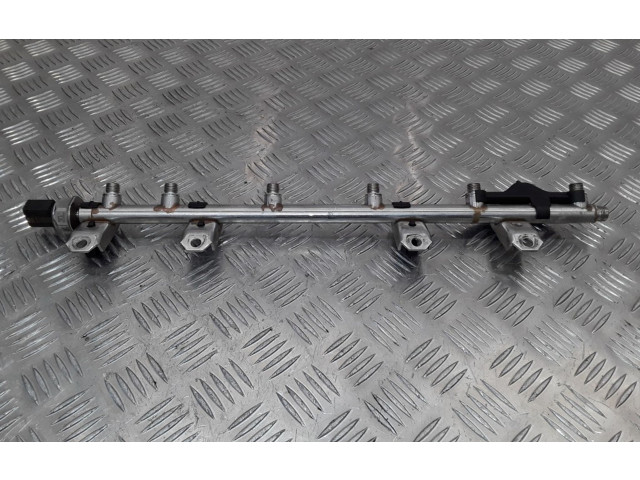 Vstřikovací lišta 7575480, 7537319 BMW 1 E82 E88 pro benzínový motor 3.0 N54B30A