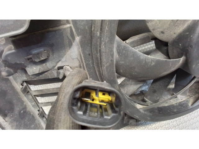 Вентилятор радиатора 968272048 Citroen Berlingo 1.6