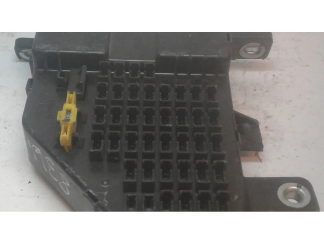 Pojistková skříňka 911102E001 Hyundai Tucson JM 2006