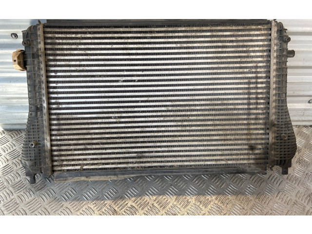 Интеркулер     Volkswagen Caddy 