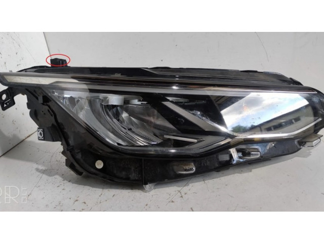 Передняя фара