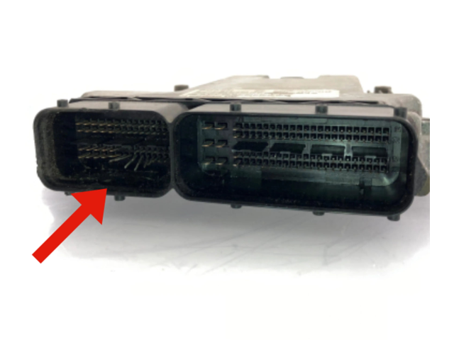 Блок управления двигателя 1860A906, BOSCH Mitsubishi Outlander