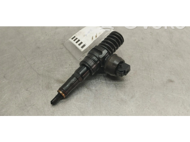 Форсунка 038130073AN Volkswagen Touran I