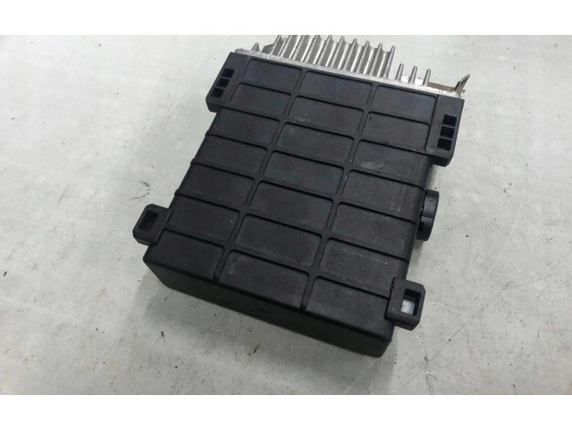 Řídící jednotka 0095450232 Mercedes-Benz E W124 1988