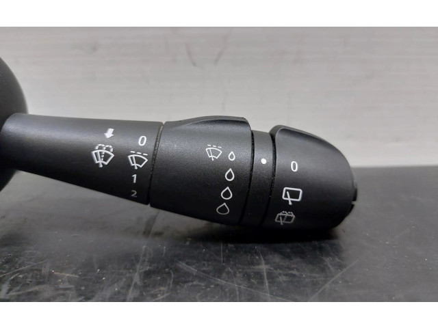 Включатель скорости стеклоочистителей 255671163R   Renault Clio IV