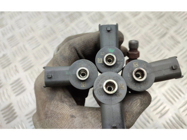 Vstřikovač 0445110524, 2611485630911 Fiat 500L