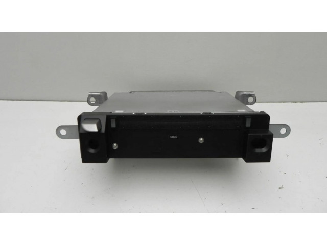 Радио/ проигрыватель CD/DVD / навигация