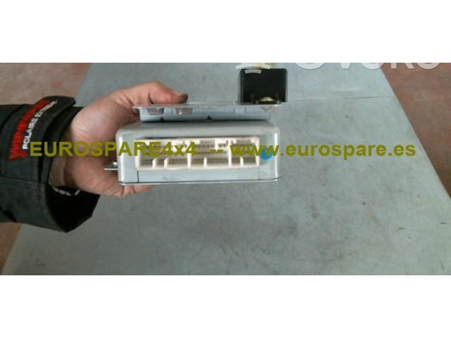 Блок предохранителей 87120-31220 SsangYong Actyon sports I