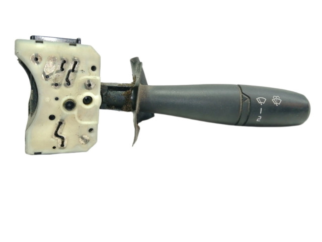 Ручка стеклоочистителей    Renault Trafic I