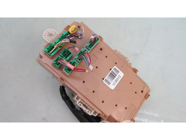 Блок предохранителей  747048360W   Honda HR-V    